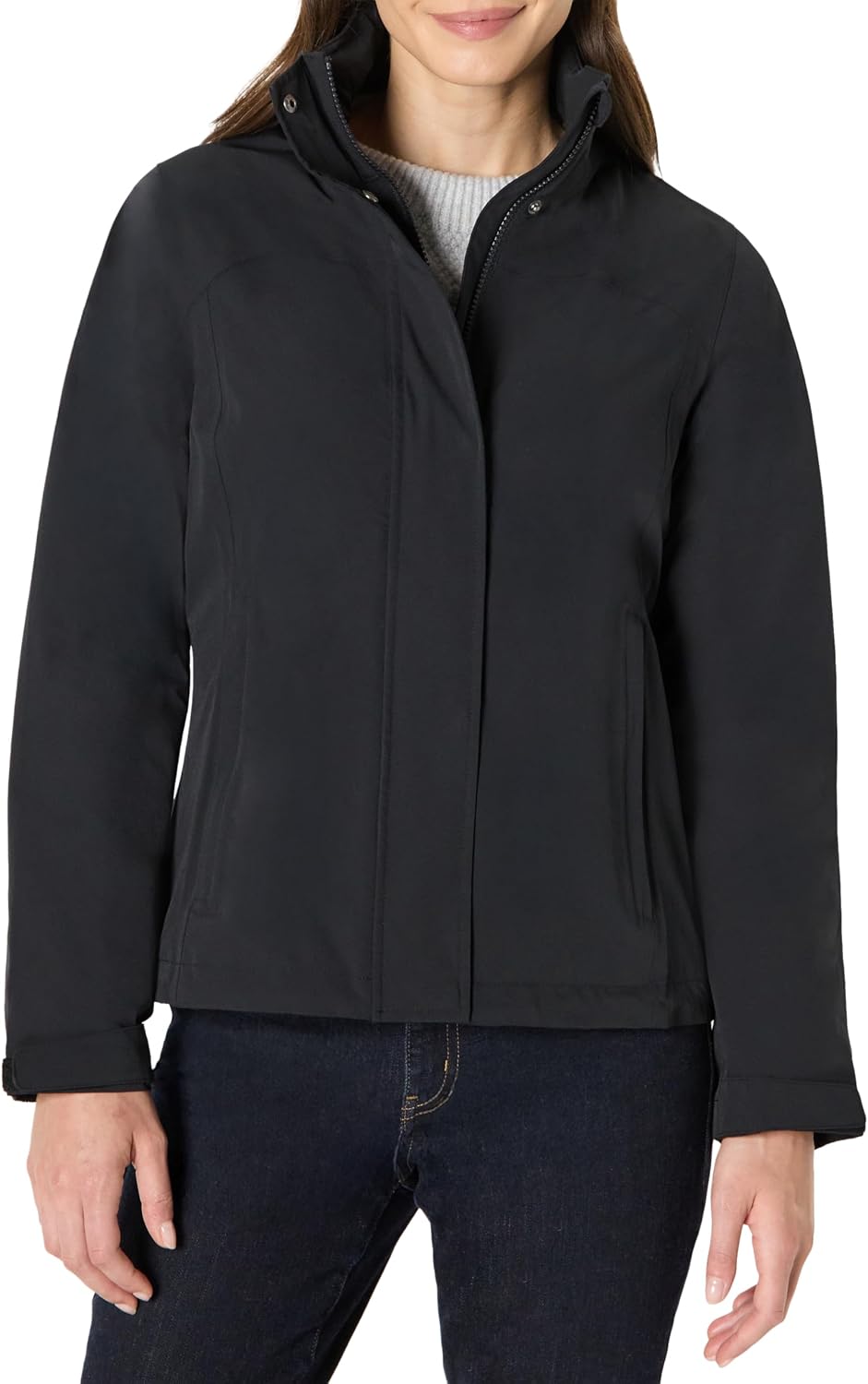 Lightweight hooded rain jacket
